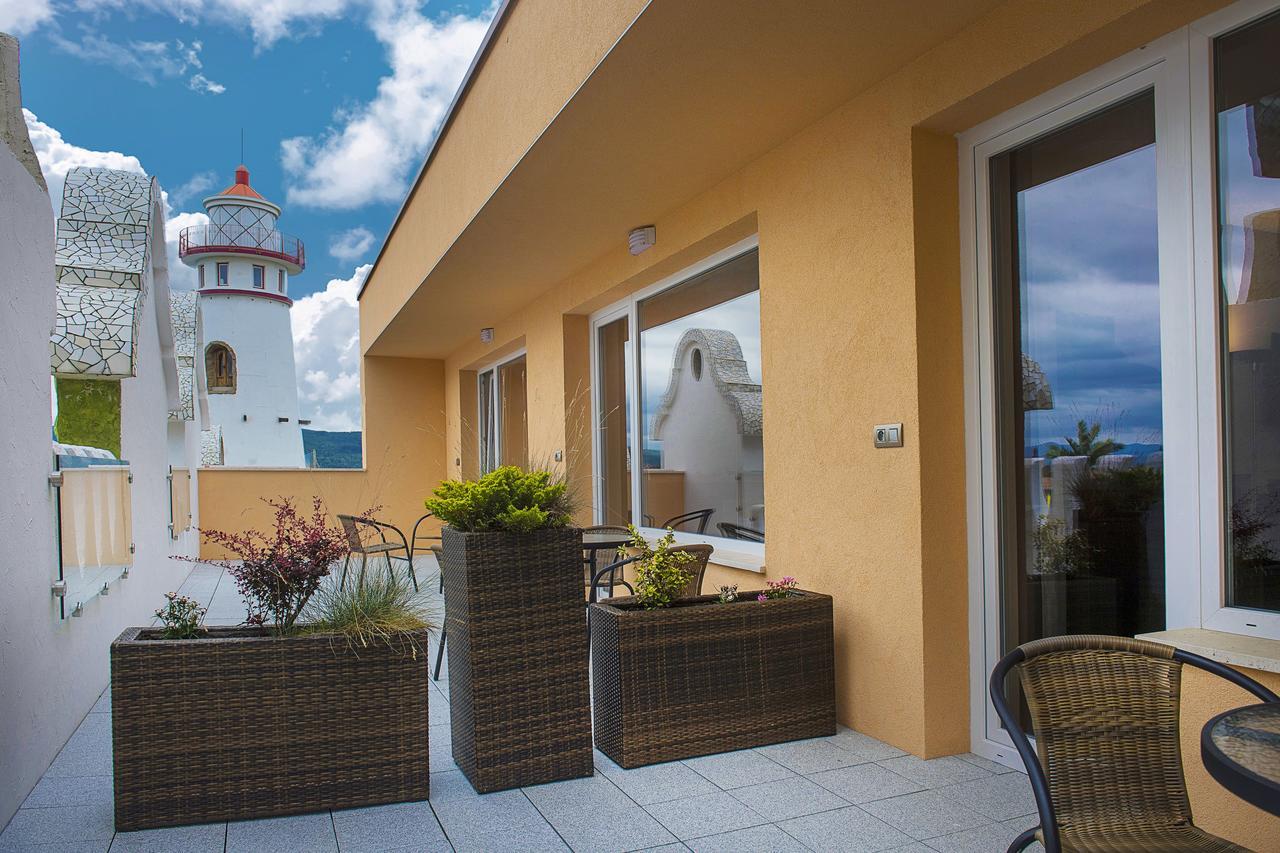 Plaza Beach Holiday House Прешов Экстерьер фото